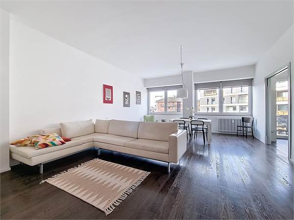 AMPIO TRILOCALE CON TERRAZZO VIVIBILE IN CENTRO