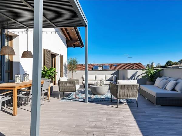 ATTICO PANORAMICO CON TERRAZZA 165 MQ